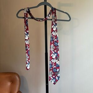Stafford Red and Blue Patterned Accessories